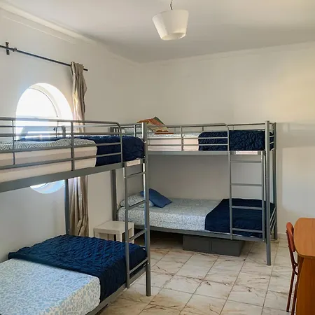 Albergue Wakeup Triplex House